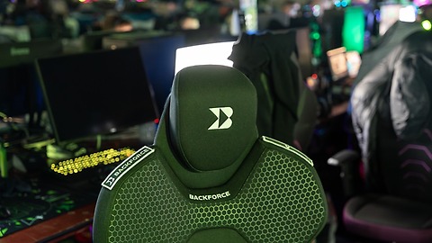 Verleihaktion Backforce Stuhl