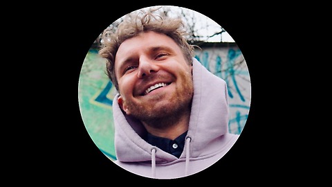 Content Creator Voistel