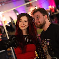 Die erste CAGGTUS Ambassador überhaut: Die Streamerin Baso freut sich, ihre Community live auf der CAGGTUS zu treffen. 