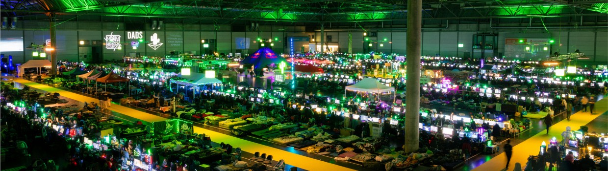 LAN der Superlative: Über 2.300 Gamer zocken 70 Stunden nonstop auf der größten LAN-Party im deutschsprachigen Raum. Foto: Leipziger Messe / Niclas Schmidt