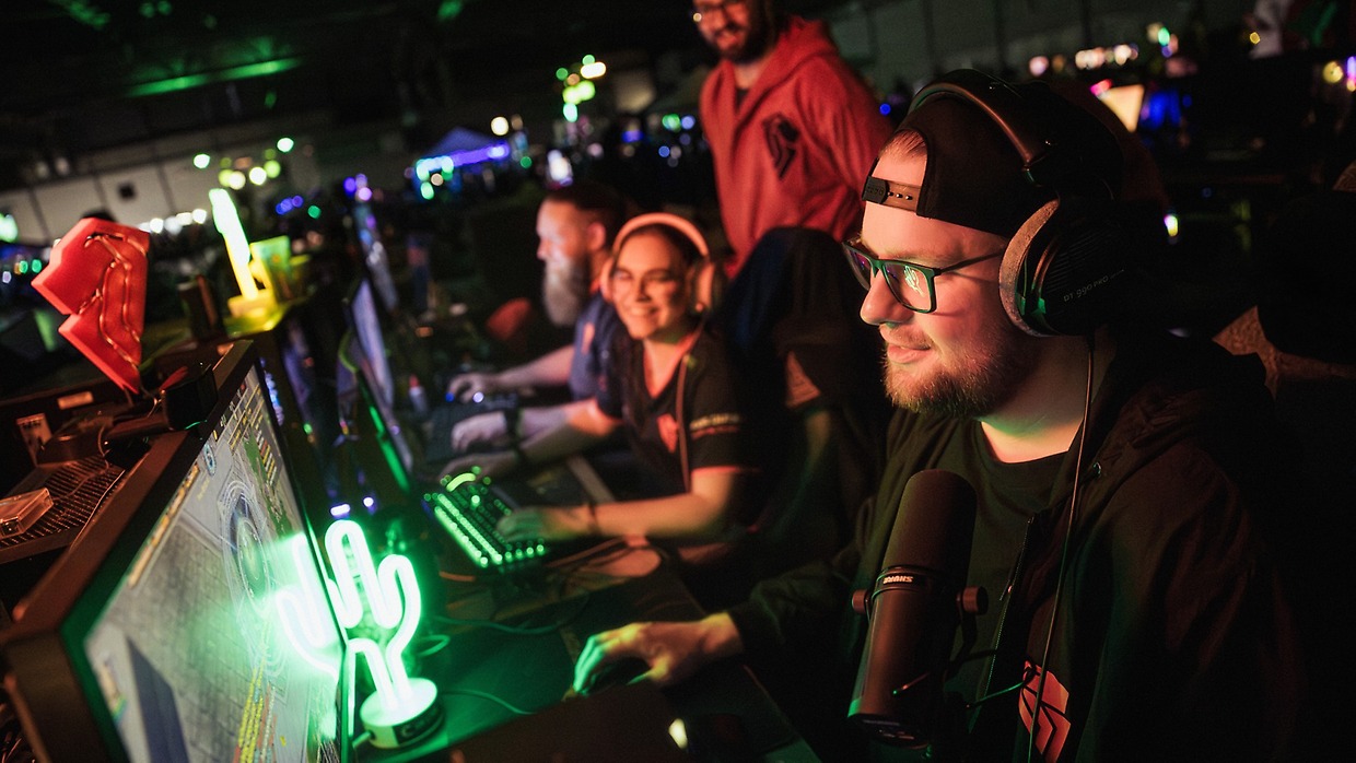 Ready fürs Turnier – auf der CAGGTUS LAN wird sowohl kompetitiv als auch casual gespielt. Foto: Leipziger Messe / Niclas Schmidt