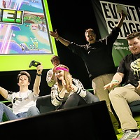 Die Community mittendrin! Streamer wie Doktor Froid holen die Besuchenden auf die Event Stage. 